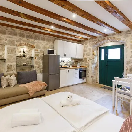 Stara Kala Varos * Split