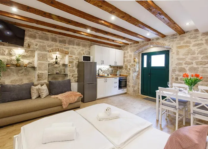 Stara Kala Varos * Split